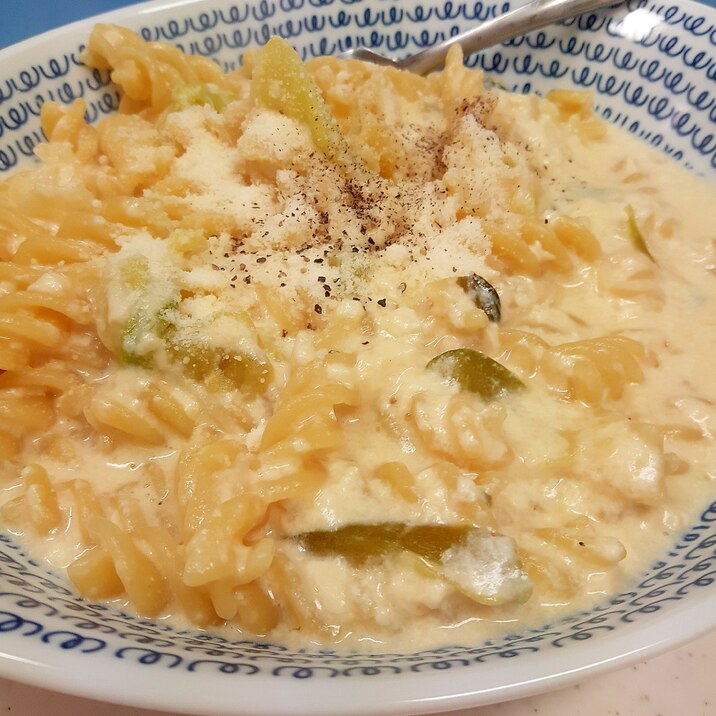 味噌汁リメイク(^^)簡単チーズクリームパスタ♪